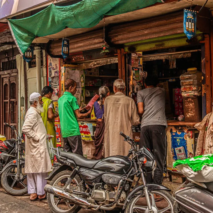 Lối đi trong cửa hàng